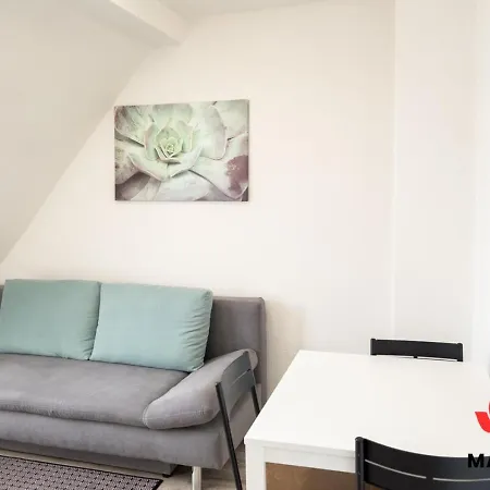 Bis 3 Personen Бремен